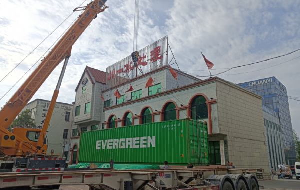 沙特15T單級反滲透設備集裝箱發貨